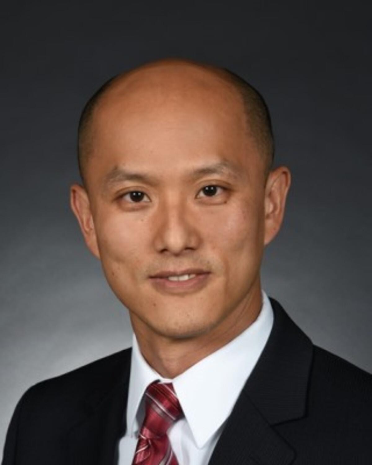 Headshot Image for Howard Hong